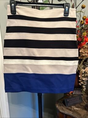 Express Striped Pencil Skirt